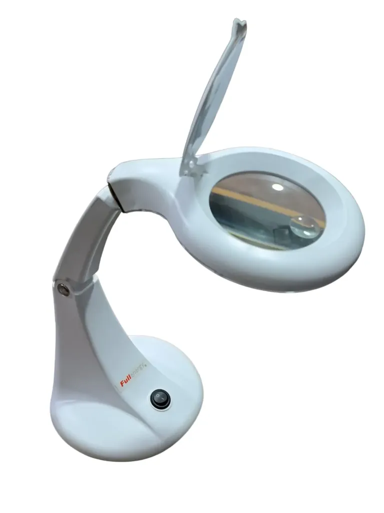 [LS'1050] Lupa de pie con luz blanca EF ls1050